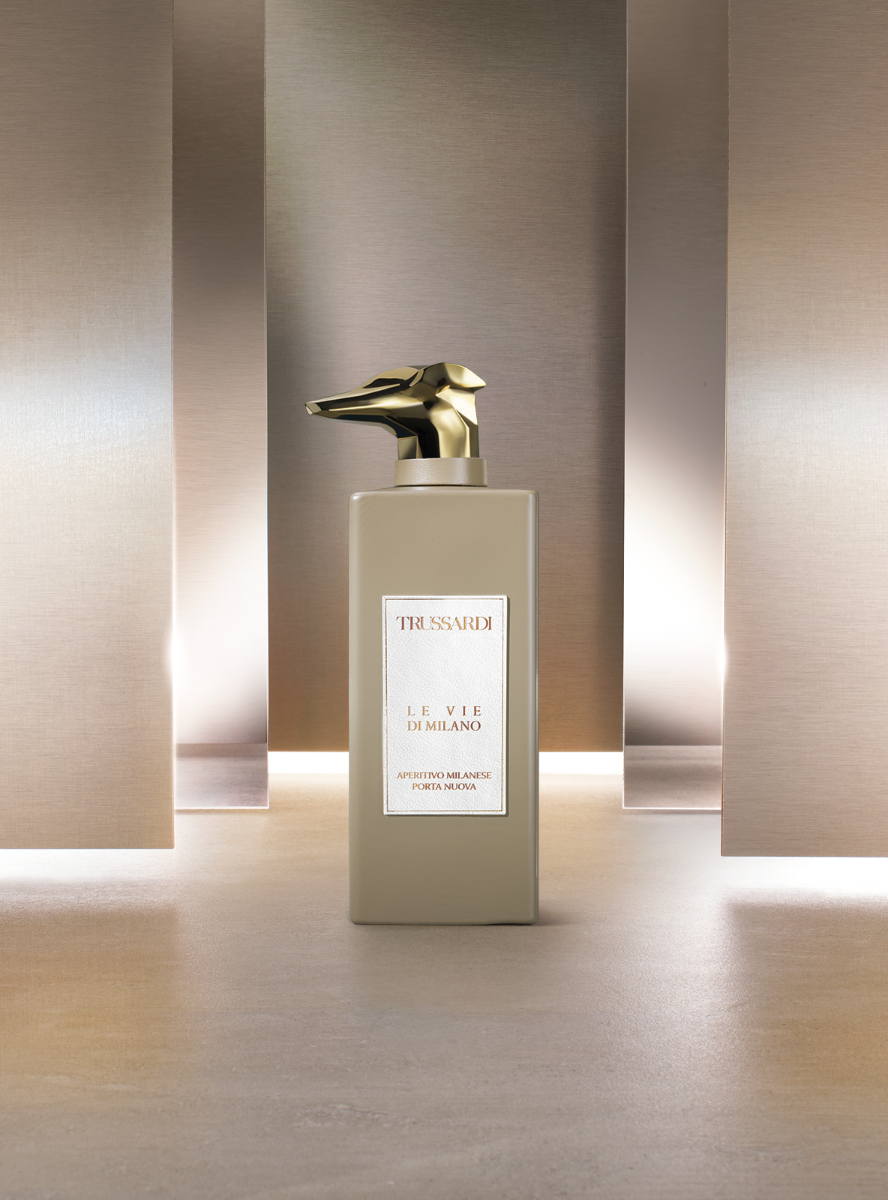 D&Gスーツ　TRUSSARDIシャツ　3点セット 4T（101㎝〜107㎝） Le vie di Milano - Aperitivo Milanese Porta Nuova Eau de Parfum